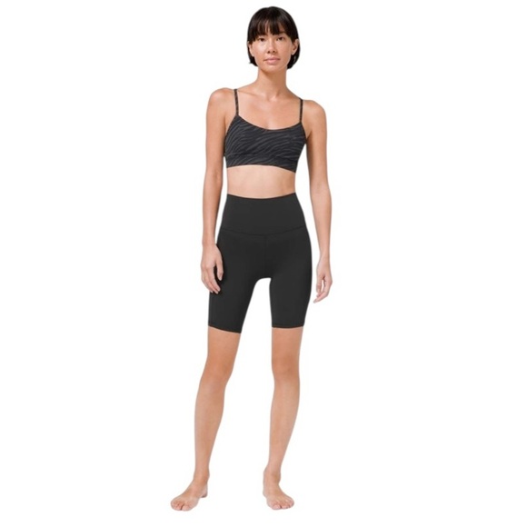 Lululemon Align High Rise Short with Pockets 8” – Black, Size 4 - Picture 1 of 7